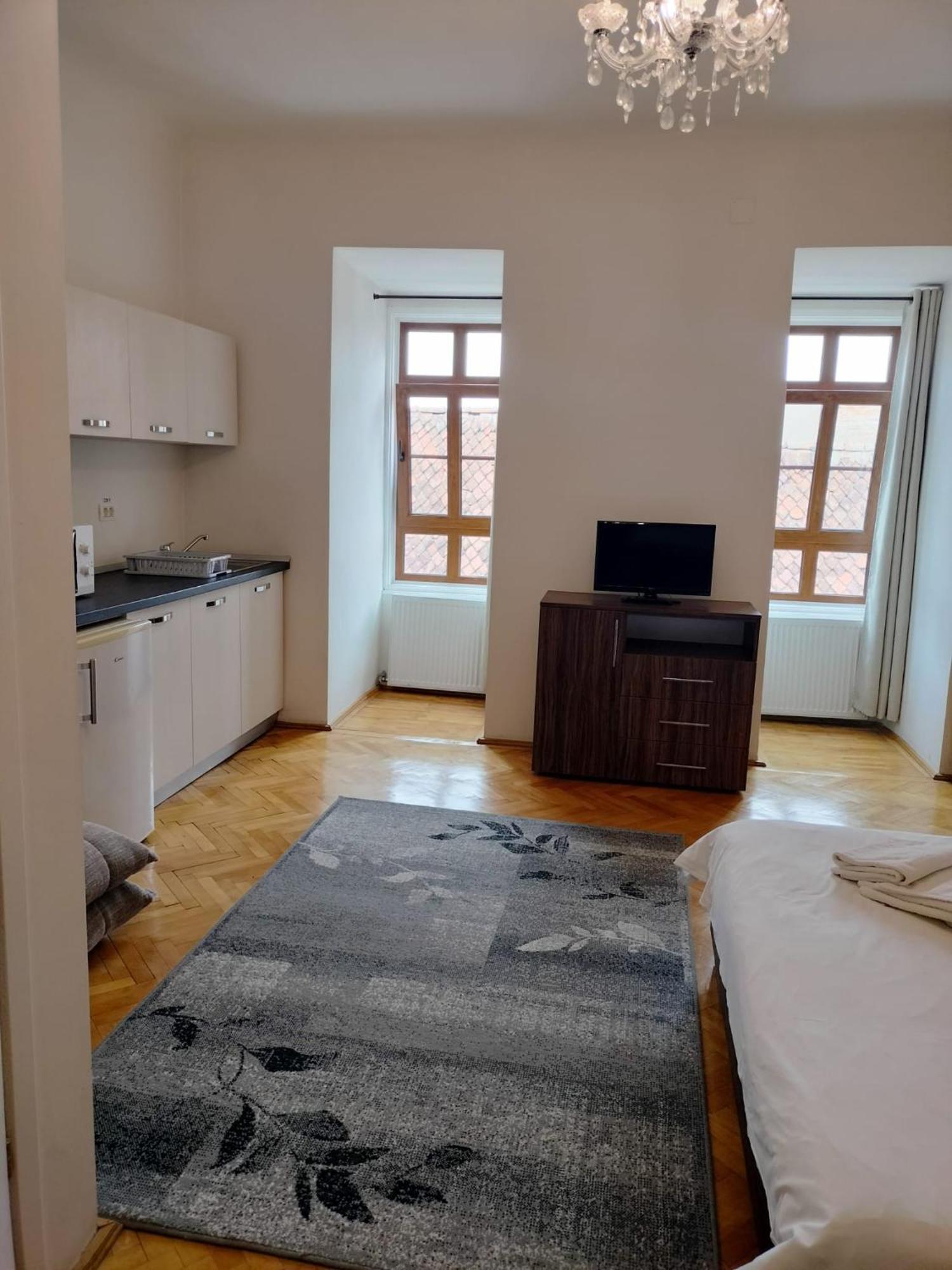 Casa Sforii Brasov Hotel Екстериор снимка